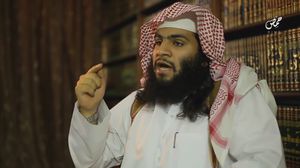 بحريني من تنظيم الدولة يهدد حكومة بلده- يوتيوب