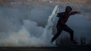 المواجهات في الضفة وغزة متواصلة تنديدا بالقرار الأمريكي بشأمن القدس المحتلة- جيتي