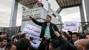 السلطات المصرية أرجعت أكثر من 120 طالبا فلسطينيا في أول أيام فتح معبر رفح- جيتي