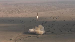 كانت وكالة الأنباء السعودية أعلنت أن الدفاعات الجوية اعترضت مساء الجمعة الماضية صاروخا فوق منطقة نجران- جيتي