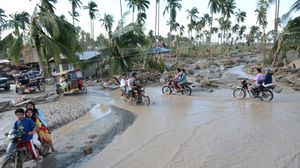 يشار إلى أن الفلبين تعرضت لإعصار مداري في نوفمبر 2013 أدى إلى مقتل عشرة آلاف شخص- جيتي