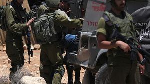 اعتقلت قوات الاحتلال 28 فلسطينيا في الضفة الغربية المحتلة- تويتر