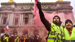 شهدت احتجاجات السترات الصفراء تراجعا في فرنسا بأسبوعها السابع- جيتي