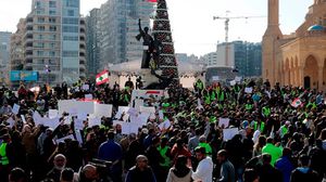 تحدث ناشطون في حملة "طلعة ريحتكم" لـ"عربي21" عن أنّ "الاحتجاجات بدأت بزخم وحضور ولن تتوقف- جيتي