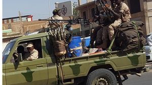 عناصر من الجيش السوداني في شوارع الخرطوم- تويتر