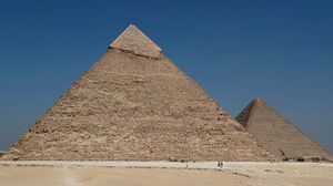 اكتفى وزير الآثار المصري بالرد على الفضيحة ببيان مقتضب أكد فيه إحالة الموضوع للنيابة العامة للوقوف على حقيقة الموضوع- جيتي