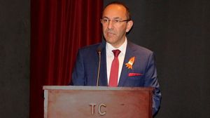 إبراهيم بوراك أوغوز رئيس بلدية "أورلا" عن حزب الشعب الجمهوري- الإعلام التركي