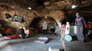 نحو 19 عائلة فلسطينية في الخليل تسكن الكهوف- الأناضول