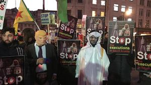 مظاهرات في لندن لمطالبة جونسون وترامب بالضغط من أجل الإفراج عن المعتقلين السعوديين والإماراتيين (عربي21)