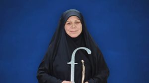 الحقوقية العراقية فاطمة البهادلي قالت إن الجائزة تُمثل "حافزا ودافعا لنا لمواصلة عملنا كمدافعين عن حقوق الإنسان"- عربي21