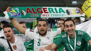يتجه منتخب الجزائر إلى الكاميرون لبدء حملة الدفاع عن لقب بطولة الأمم الأفريقية- أرشيف