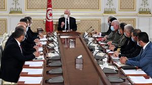 الرئيس التونسي: الدولة التونسية واحدة وقائمة بمؤسساتها وستظل آمنة وقوية وتعمل وفق القانون