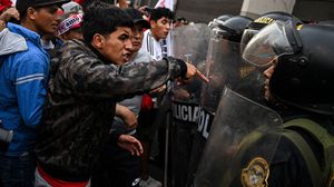 قتل شخصان في الاحتجاجات المتواصلة في بيرو- جيتي