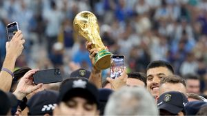 اختتمت فعاليات المونديال بتتويج الأرجنتين بطلا لكأس العالم- جيتي