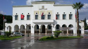 جدل في تونس بعد قرار بإعفاء رئيس بلدية محافظة بنزرت شمالي البلاد  (فيسبوك)