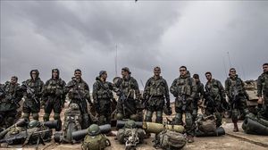 جنود فرنسيون إلى جانب جيش الاحتلال في العدوان على غزة - الأناضول