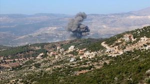 يواصل الاحتلال بوتيرة يومية قصف مناطق في جنوب لبنان- الأناضول