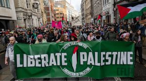 فعاليات مستمرة دعما لغزة في العاصمة بريطانيا لندن منذ بدء العدوان الإسرائيلي - جيتي