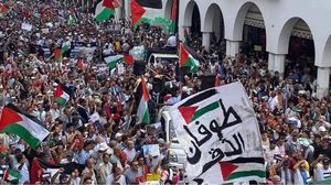 أكد المتظاهرون على مطلب إسقاط التطبيع مع الاحتلال الإسرائيلي- إكس