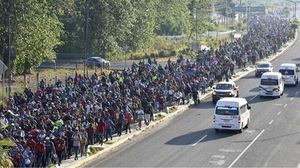 قافلة ضخمة من المهاجرين تتجه إلى الولايات المتحدة- AP
