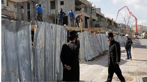 لا يقبل الكثير من الإسرائيليين العمل في مراحل البناء الأولى والصعبة- جيتي