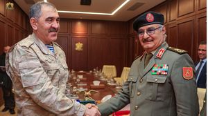 لقاء حفتر مع نائب وزير الدفاع الروسي في بنغازي- موقع قوات حفتر