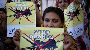 مظاهرة في باكستان ضد الهجمات الأميركية بطائرات بدون طيار - أ ب
