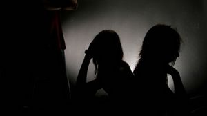  56 قاصرا بريطانيا وقعوا ضحايا الاتجار بالبشر لأغراض الاستغلال الجنسي - تعبيرية