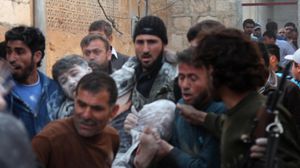 البراميل المتفجرة تحصد أرواح السوريين في حلب والمدن الأخرى - الأناضول