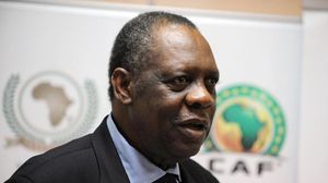  رئيس الاتحاد الأفريقي لكرة القدم "كاف" عيسى حياتو (أرشيفية) - أ ف ب