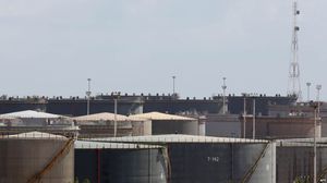 حصار الموانئ النفطية حرم ليبيا من 600 ألف برميل يوميًا من صادرات الخام  - أ ف ب