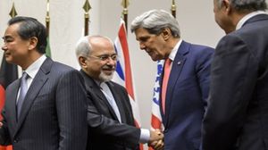مباحثات خارجية وخلافات إيرانية داخلية بشأن النووي - ا ف ب