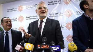 المرشح الرئاسي السابق عبد المنعم ابو الفتوح خلال المؤتمر الصحفي - الاناضول