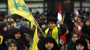 "لوجورنال": حزب الله يرى في سقوط بشار خسارة تاريخية في معركة طائفية - عربي21