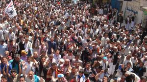 عبر المشيعون عن رفضهم لتواجد مسلحي الحوثي في المحافظة - تويتر