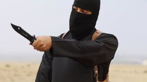 الجهادي جون معروف باسم "جلاد داعش" لقطعه رؤوس عدة رهائن - أرشيفية