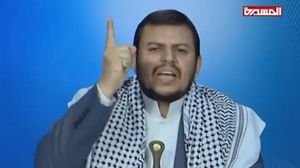 الحوثي شكل جبهة لجمع الأموال من التجار والمدنيين لتمويل قواته - يوتيوب