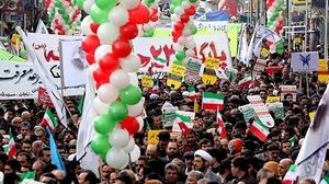 جماهير إيرانية تحتفل بذكرى "انتصار الثورة الإسلامية"- فارس