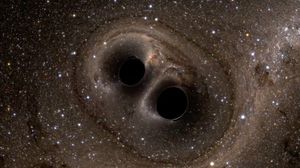 موجات الجاذبية المكتشفة نتجت عن اصطدام ثقبين أسودين أحدهما بالآخر - يوتيوب