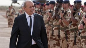طالب وزير الدفاع الفرنسي روسيا إلى وقف إطلاق النار من أجل تحقيق السلام بسوريا- غوغل