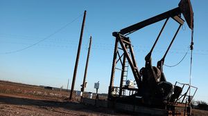 مخزونات النفط تضاعفت مع بداية عام 2014- أرشيفية