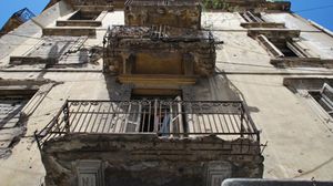 دخلت بيروت الحداثة قبل عشرين عاما بعد أن هدمت الحرب الكثير من المباني التراثية بالمدينة- غوغل