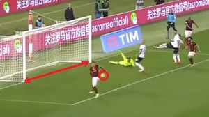 دزيكو سجل هدفين في مرمى باليرمو خلال المباراة التي فاز بها روما بخمسة أهداف مقابل لا شيء- يوتوب