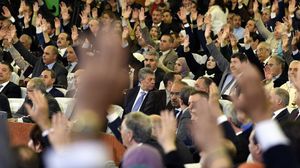 برلمان الجزائر سيصادق على استقالة بوتفليقة ليكون منصبه شاغرا ليحل مكانه رئيس مجلس الأمة (أرشيفية)- أ ف ب