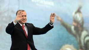  أردوغان يسعى للتهدئة الإقليمية بعد محاولة الانقلاب العسكري الفاشلة- أرشيفية
