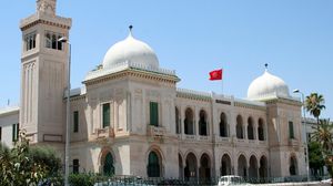 المدرسة الصادقية التي أسسها الصدر الأعظم خير الدين التونسي سنة 1875- عربي21
