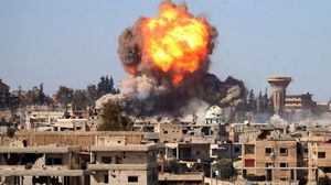غارة جوية استهدفت مدينة درعا جنوب سوريا يوم أمس- أ ف ب 