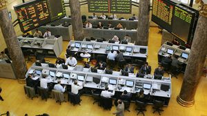  تكبدت الأسهم المصرية نحو 107 مليارات جنيه خلال تعاملات الربع الثالث- جيتي 