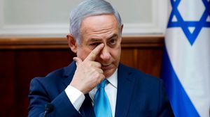 أشارت صحيفة إسرائيلية إلى أنه بعد عام ونصف من التحقيقات أعلنت الشرطة توصياتها بتوجيه التهم إلى نتنياهو- جيتي