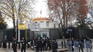 يشار إلى أن السلطات التركية أوقفت أربعة عراقيين الاثنين، خططوا لمهاجمة السفارة الأمريكية- جيتي